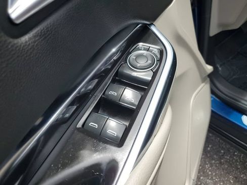 Used 2019 Cadillac XT4 Luxury FWD image 17