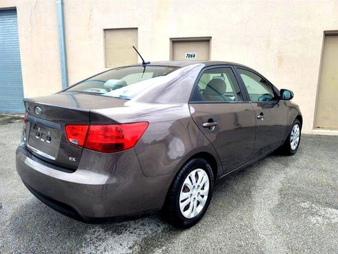 Used 2013 Kia Forte EX w/ Fuel Economy Pkg image 11