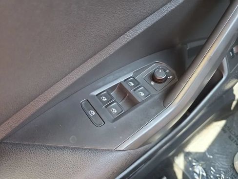 Used 2020 Volkswagen Jetta S w/ Driver Assistance Package FWD image 22