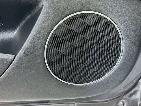 Used 2022 Genesis GV80 3.5T image 19