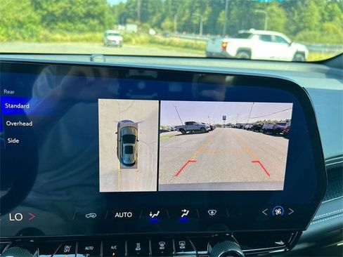 New 2025 Chevrolet Blazer EV LT image 15