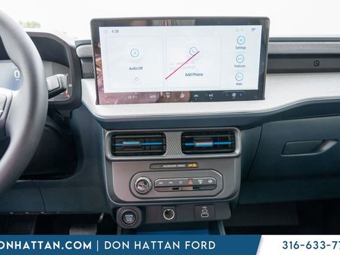 New 2026 Ford Maverick XLT AWD/4WD image 8