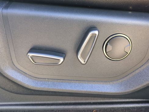 Used 2020 Ford F150 Raptor w/ Equipment Group 802A Luxury image 17