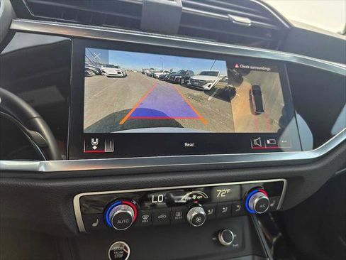 Certified 2024 Audi Q3 2.0T Premium Plus image 29