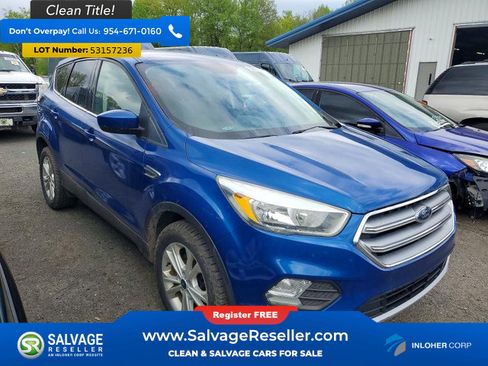 Used 2017 Ford Escape SE w/ SE Cold Weather Package AWD/4WD image 5
