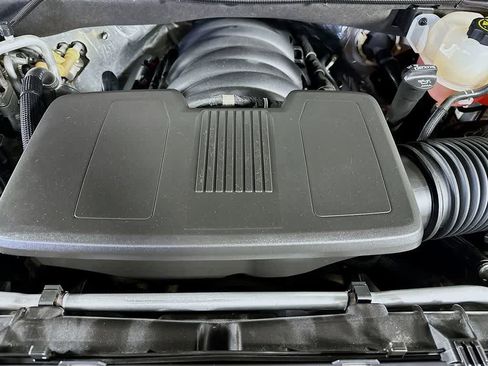 Used 2021 GMC Yukon AT4 image 9