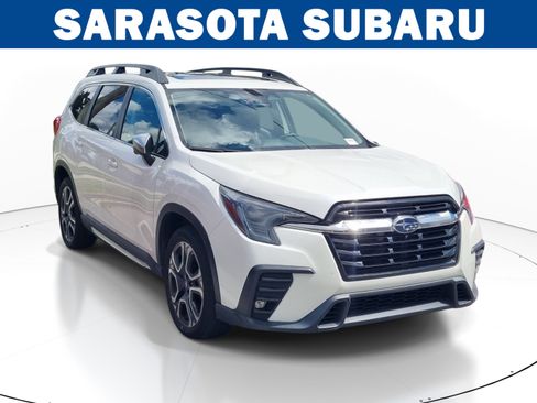 Used 2023 Subaru Ascent Limited w/ Technology Package AWD/4WD image 1