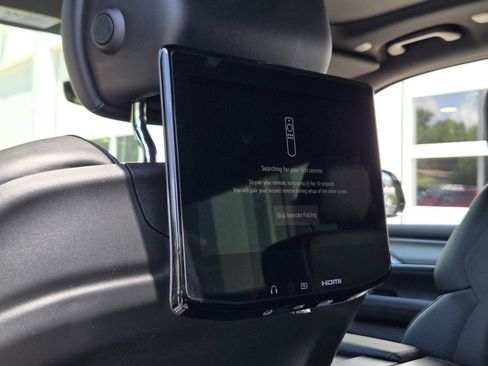 New 2025 Jeep Wagoneer L Series II w/ Premium Group I image 25