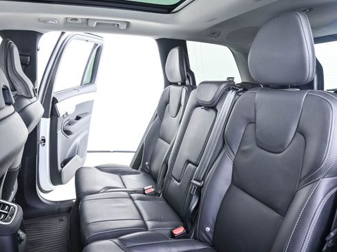 Used 2025 Volvo XC90 T8 Ultra AWD/4WD image 21