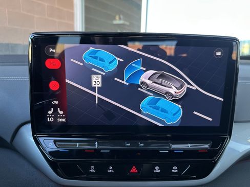 Used 2023 Volkswagen ID.4 Pro S image 32