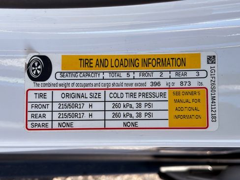 Used 2021 Chevrolet Bolt Premier w/ Infotainment Package image 25