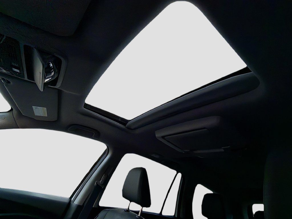 Used 2021 Honda Pilot Elite image 23