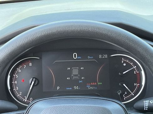 Used 2024 Toyota RAV4 XLE FWD image 13