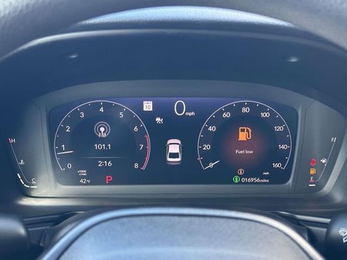 Used 2025 Honda Accord SE image 27