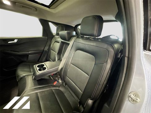 Used 2022 Ford Escape SEL w/ Technology Package image 26