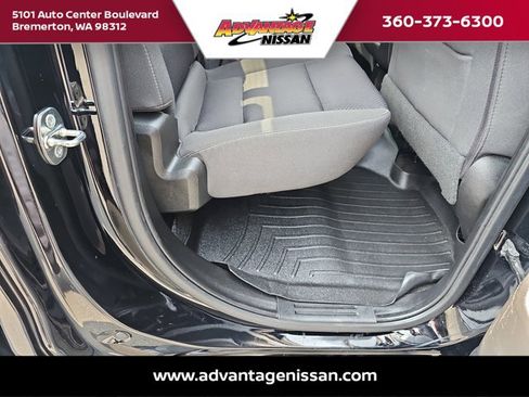 Used 2018 Chevrolet Silverado 1500 LT image 17