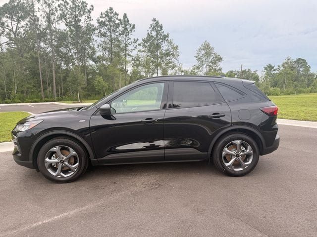 Used 2026 Ford Escape ST-Line FWD image 7