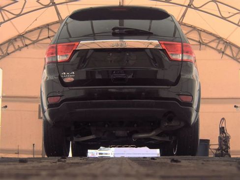 Used 2012 Jeep Grand Cherokee Laredo AWD/4WD image 7