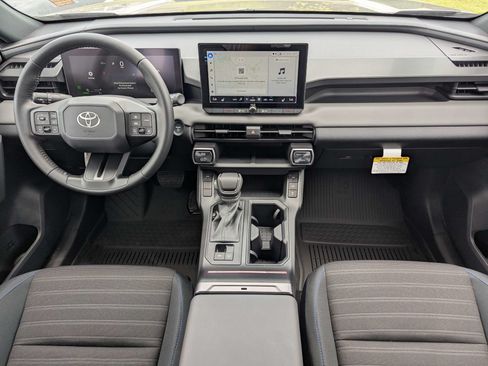Used 2026 Toyota RAV4 SE AWD/4WD image 13