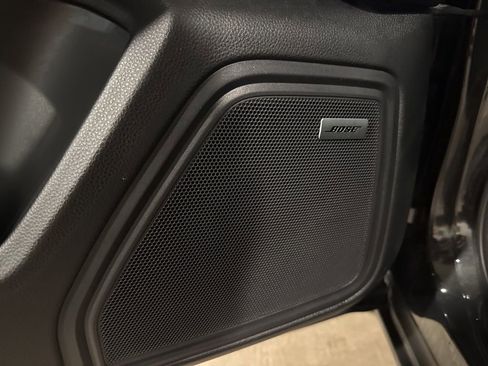 Used 2018 Porsche Macan image 14