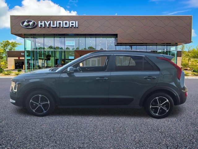 Used 2024 Kia Niro EX FWD image 4