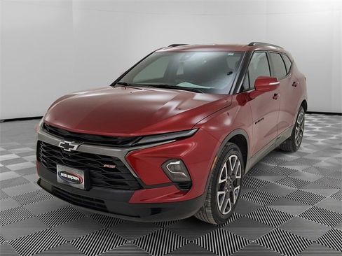 Used 2024 Chevrolet Blazer RS w/ Driver Confidence II Package image 7