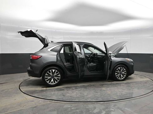 Used 2021 Ford Escape Titanium image 41