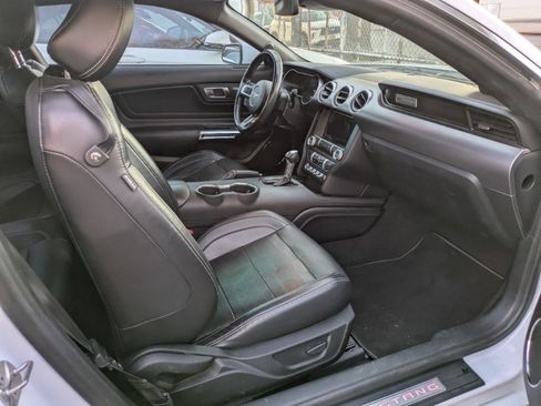Used 2021 Ford Mustang Premium w/ Equipment Group 201A image 8