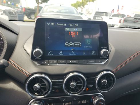 New 2025 Nissan Sentra SR w/ Midnight Edition image 16