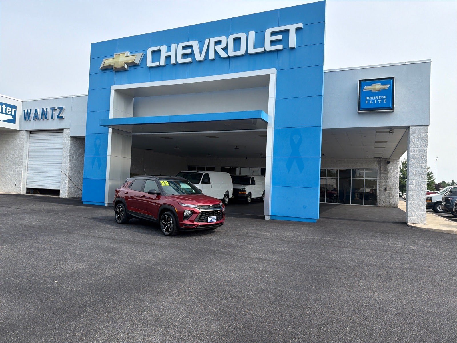 Used 2022 Chevrolet TrailBlazer RS w/ Sun and Liftgate Package AWD/4WD image 1