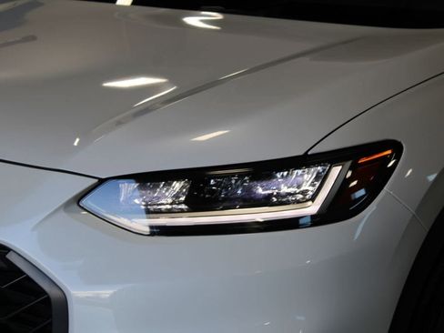 Certified 2024 Honda HR-V Sport image 2