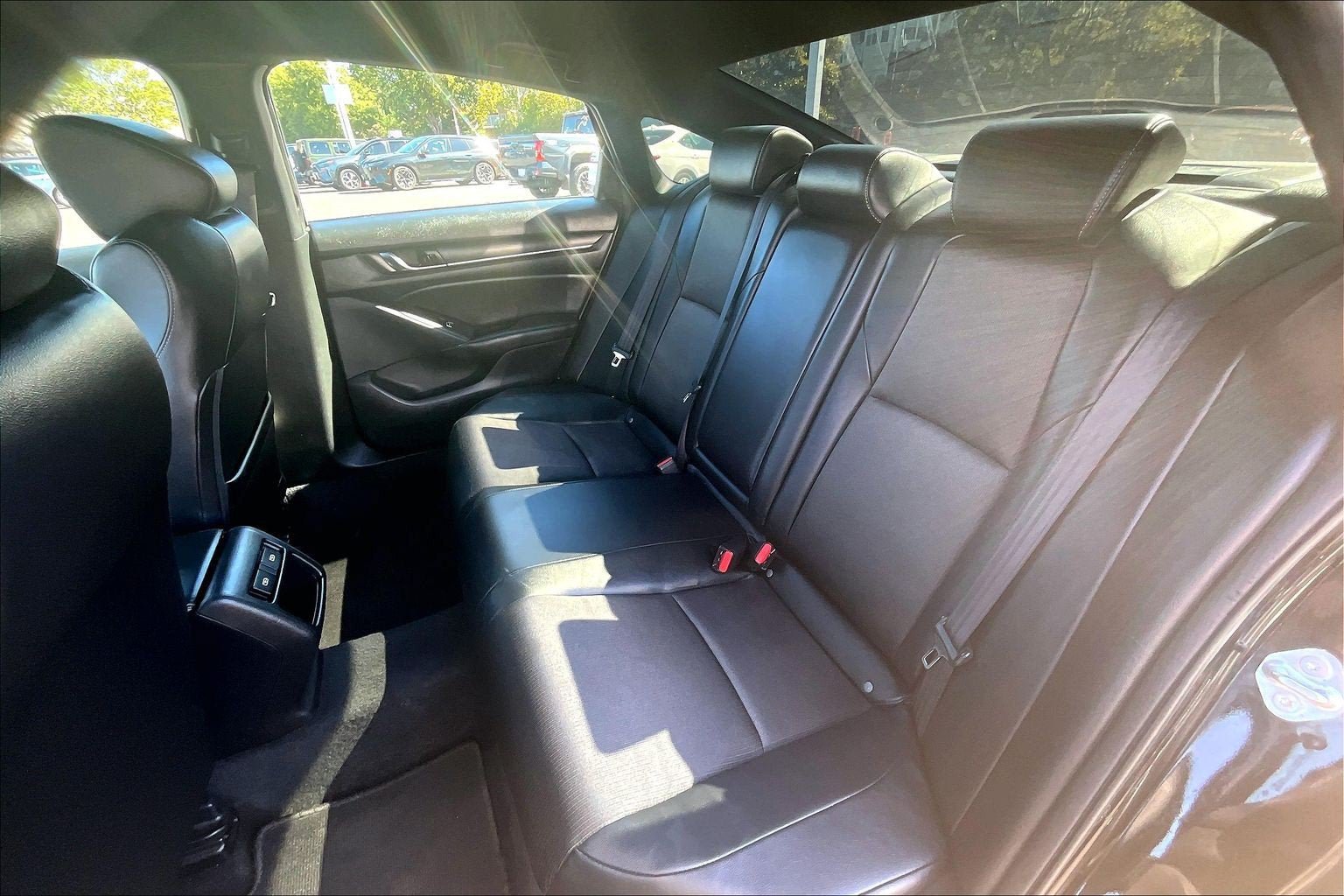 Used 2022 Honda Accord Sport image 24