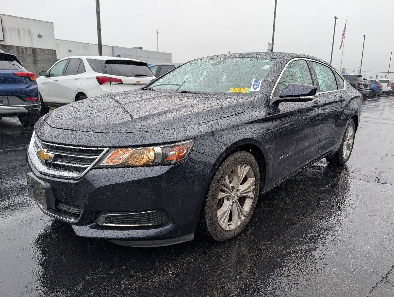Used 2015 Chevrolet Impala LT w/ Convenience Package FWD image 4