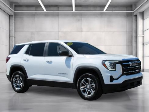 Used 2026 GMC Terrain Elevation FWD image 1