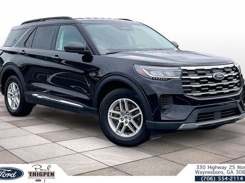 Certified 2025 Ford Explorer Active AWD/4WD image 1