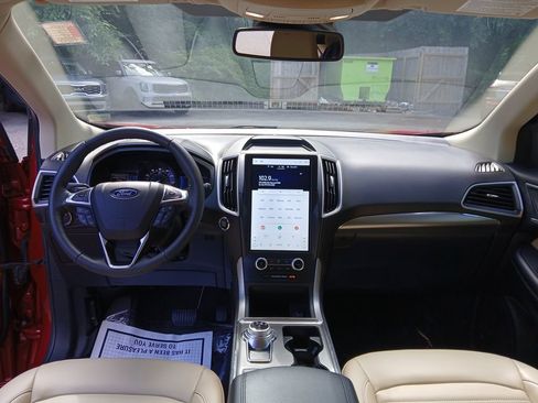 Used 2022 Ford Edge SEL w/ Convenience Package image 12