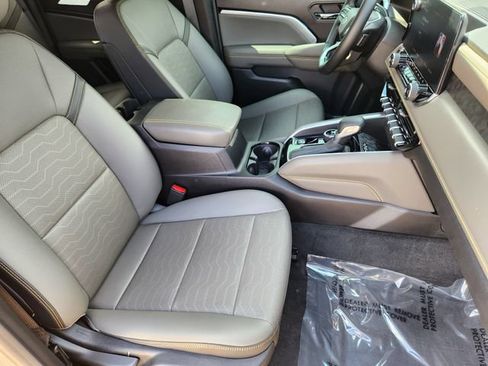Used 2023 Chevrolet Colorado ZR2 w/ ZR2 Convenience Package III AWD/4WD image 13