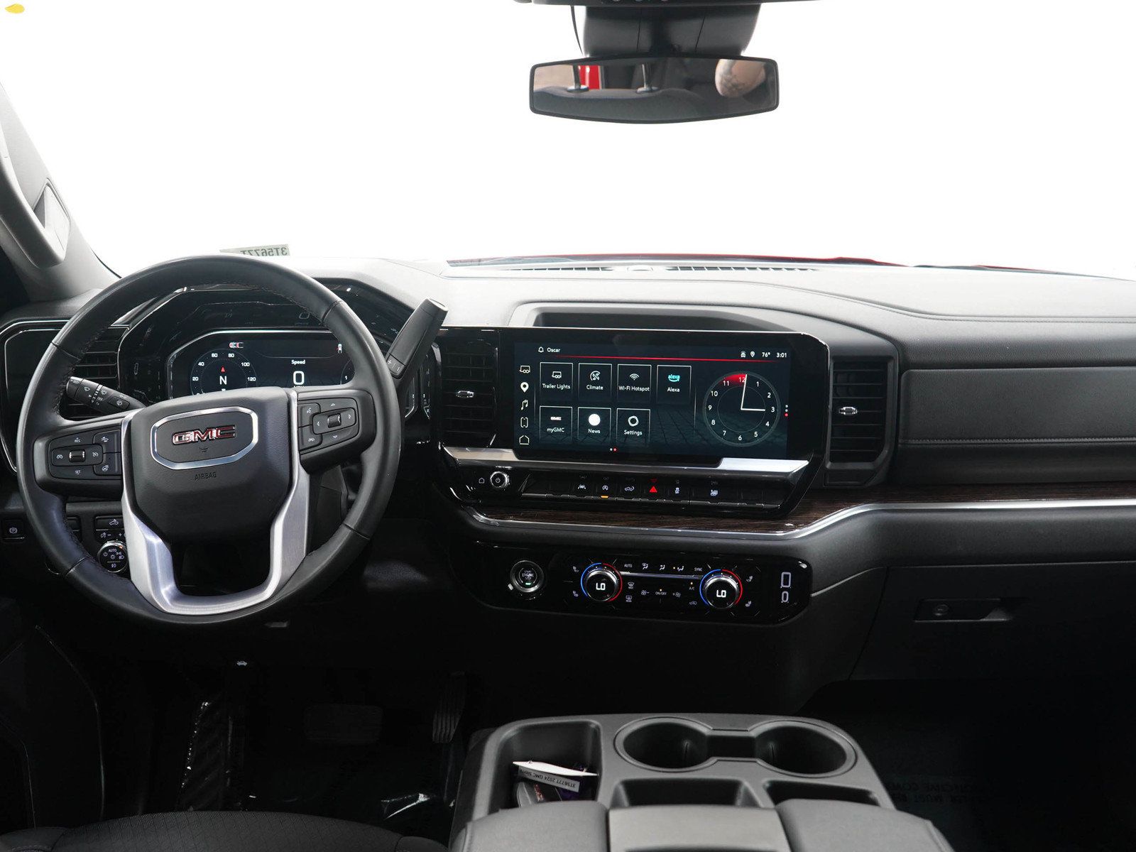 Used 2024 GMC Sierra 1500 Elevation w/ LPO, Elevation Black Package AWD/4WD image 16