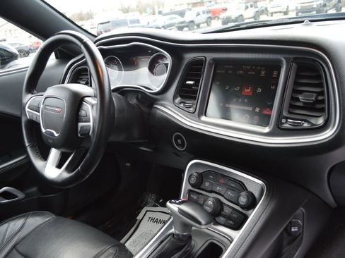 Used 2015 Dodge Challenger R/T Plus image 20