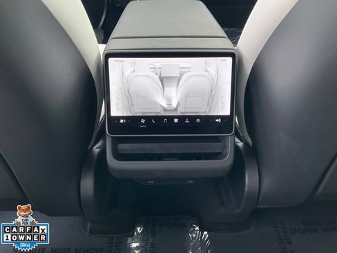 Used 2026 Tesla Model Y Long Range AWD/4WD image 37