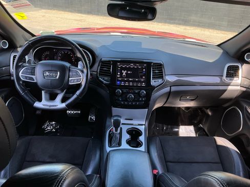 Used 2021 Jeep Grand Cherokee Trackhawk w/ Trailer Tow Group IV AWD/4WD image 17