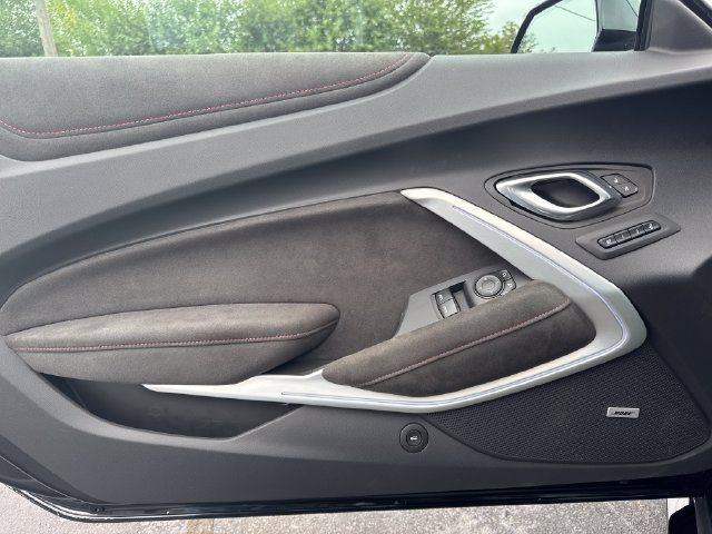 Used 2023 Chevrolet Camaro ZL1 RWD image 10