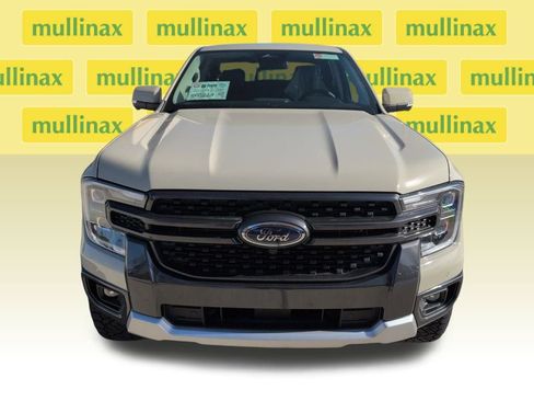 New 2025 Ford Ranger Lariat w/ FX4 Off-Road Package image 12