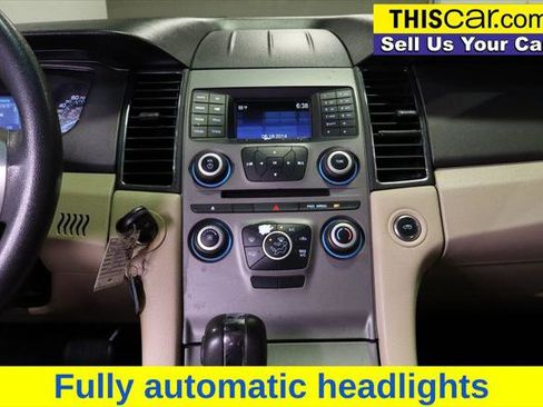 Used 2018 Ford Taurus SE image 15