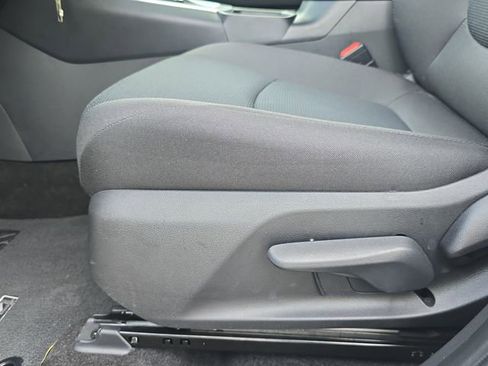 Used 2025 Toyota RAV4 LE image 28