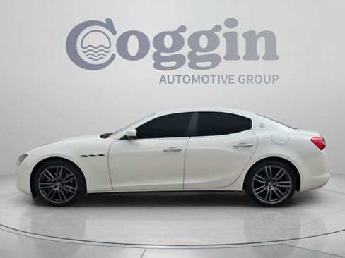 Used 2018 Maserati Ghibli RWD image 3