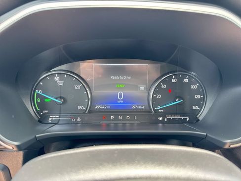 Used 2022 Ford Escape SE FWD image 12