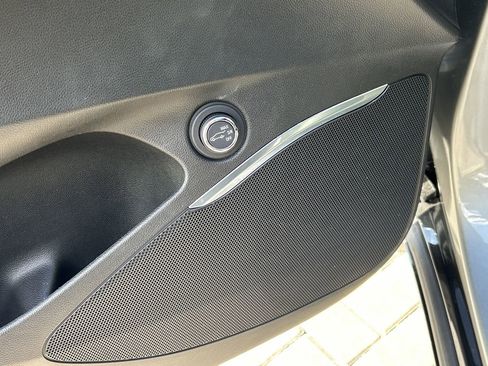 Certified 2023 Buick Enclave Essence image 21