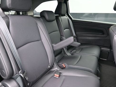 Used 2026 Honda Odyssey EX-L image 11