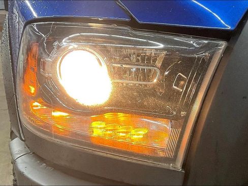 Used 2018 RAM 1500 Rebel w/ Luxury Group image 32